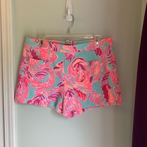 Excellent used condition Lily Pulitzer shorts